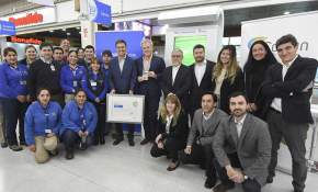 Walmart Chile y Colbún acuerdan certificación de energías limpias equivalentes al retiro de circulación de 33 mil vehículos al año