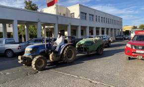 Agricultores del Maule un ejemplo de solidaridad: sanitizan comuna con sus tractores [FOTOS]